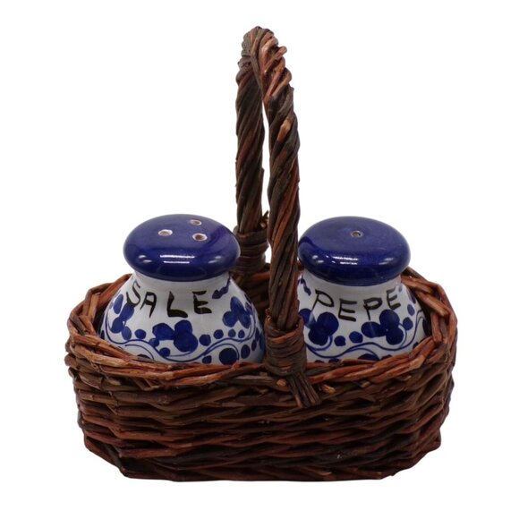 Deruta Italian Pottery Ricco Blue White & Floral Pattern Salt & Pepper Shakers - Picture 1 of 7